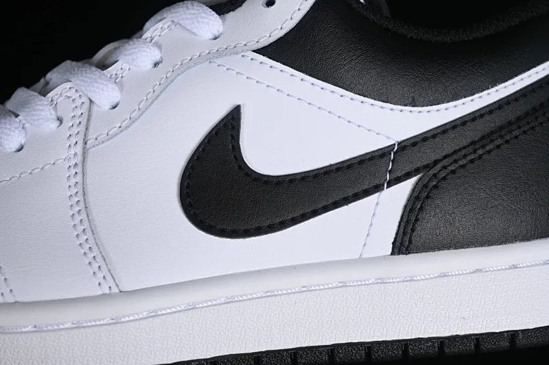 All categories Air Jordan Jordan series basketball shoes Air Jordan 1 Low G version pure original Air Jordan 1 Low "White and Black" AJ1 Joe 1 white and black color matching low-top cultural casual sneakers 553558-132